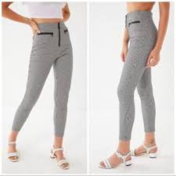 Urban Outfitters High Waisted Size 2 Pocket Checkered Pants - Picture 3 of 8